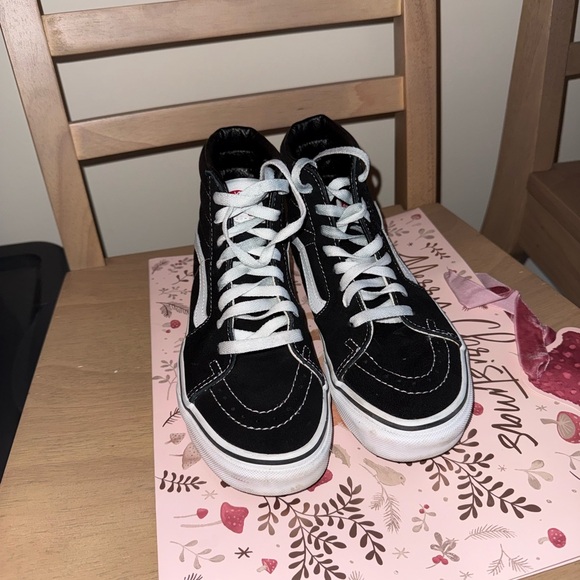 Vans Sk8-Hi Shoe - Picture 5 of 9